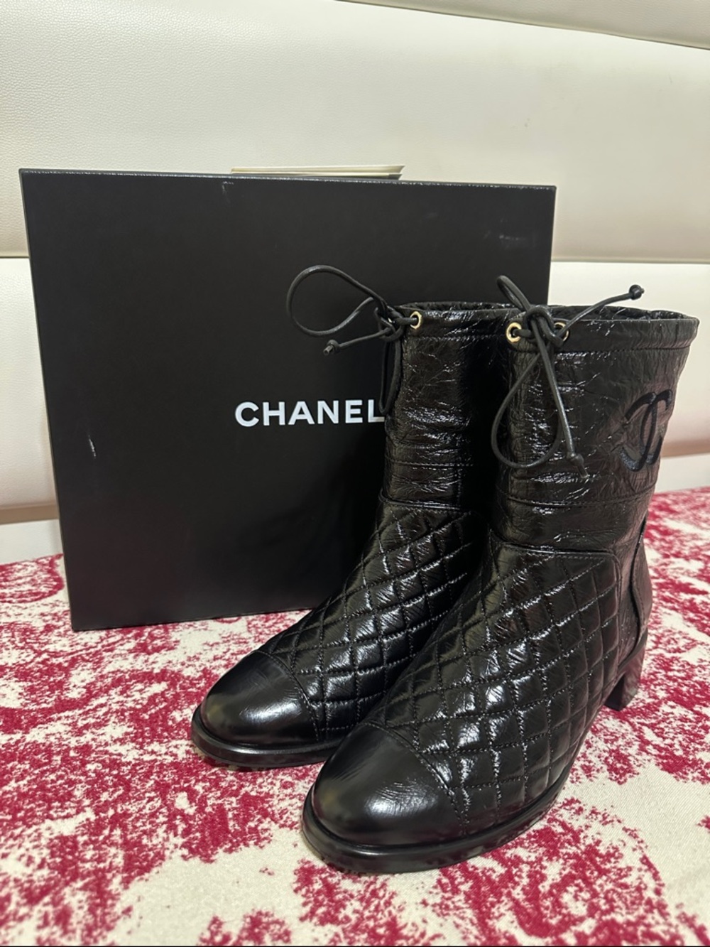 CHANEL Black Quilted Crumpled Calfskin Leather Short Boots with CC Logo - Picture 14 of 15